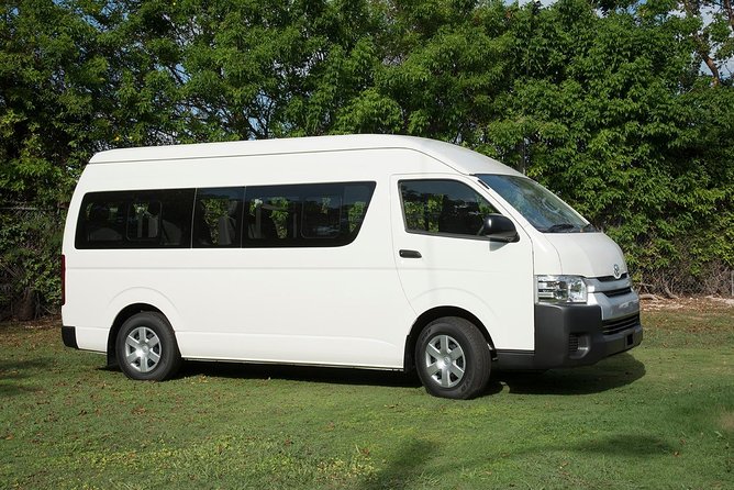 Ocean Eden Bay Montego Bay Airport Transfers - The 45 to 50 minute ride to Ocean Eden Bay