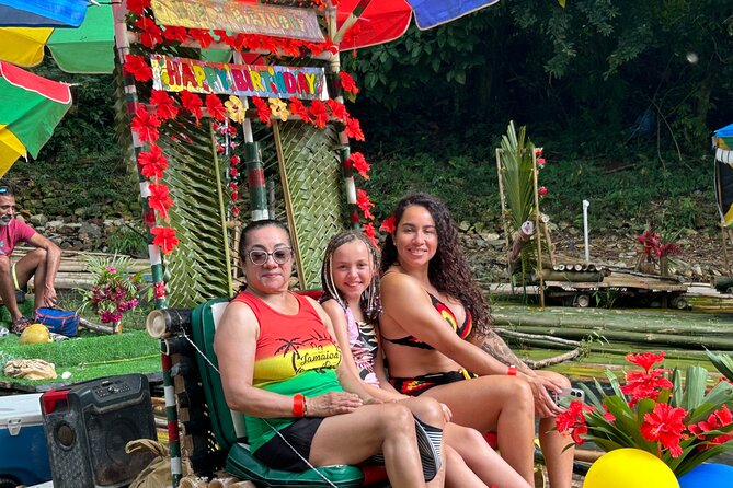 OCEAN HORSE-BACK RIDING & BAMBOO RAFTING + Limestone MASSAGE - Who will enjoy this four-hour outing