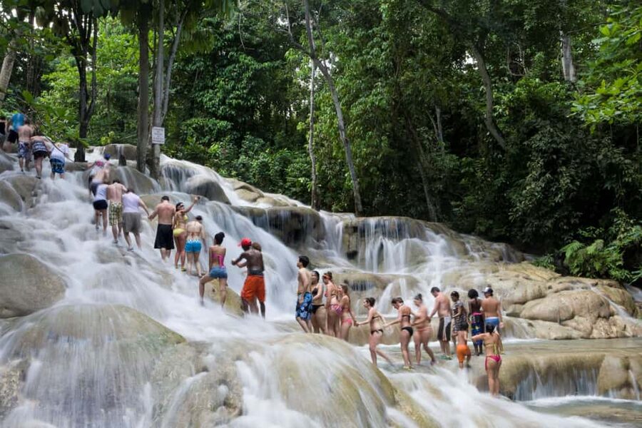 Ocho Rios: Bamboo Beach Club & Dunn’s River Falls - The four-course tapas lunch is a real part of the value