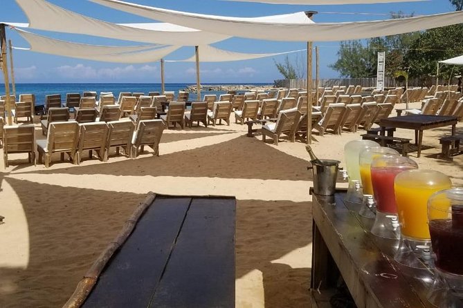Ocho Rios: Bamboo Beach Club with Specialty Lunch & Cocktails - Reggae, cocktails, and the level of entertainment