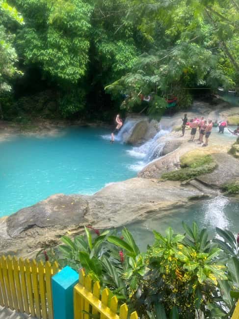 Ocho Rios: Blue Hole and Bamboo River Rafting - Cruise-port pickup needs a little coordination