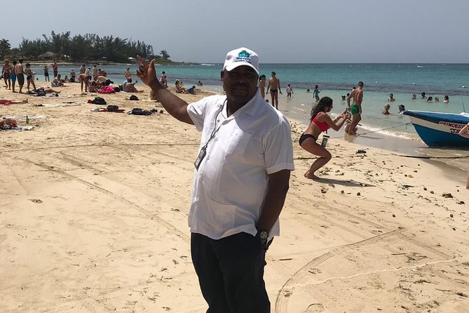 Ocho Rios City Bus Tour (Beach, Sightseeing & Shopping) - One hour at Ocho Rios Bay Beach