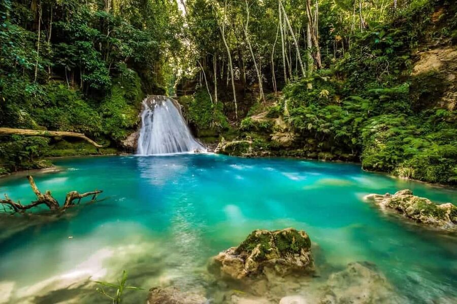Ocho Rios: Dunn's River Falls and Blue Hole Combo Tour - Why pair Dunn’s River Falls with Blue Hole?