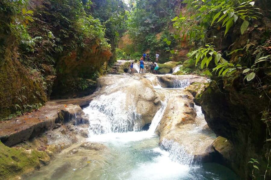 Ocho Rios: Irie Blue Hole and River Tubing Tour - Why the weather can change the Blue Hole experience