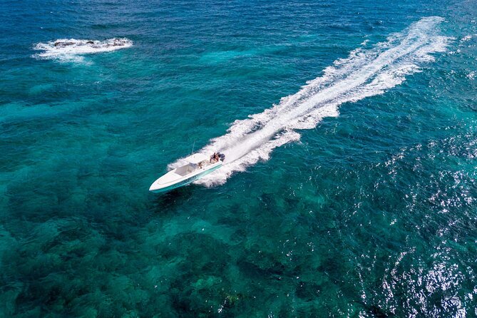 Ocho Rios Powerboat & Dunn’s River Falls Adventure - How the small boat group changes the experience