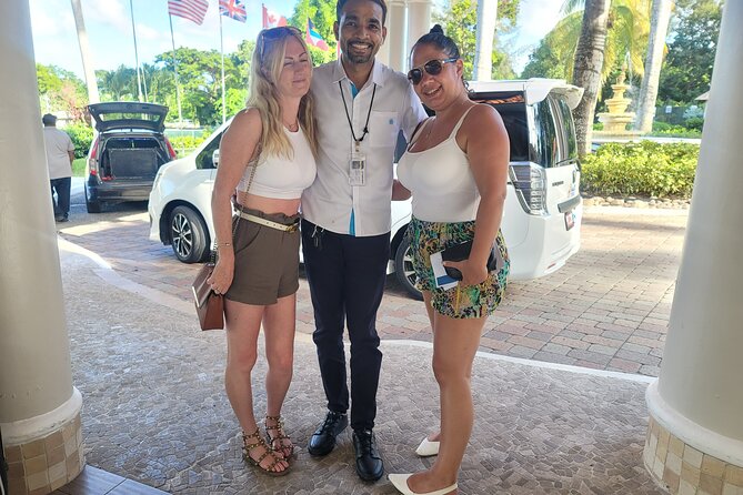 One way Private transfer from Airport to Resorts - Leaving Sangster International Airport without the taxi-line fuss