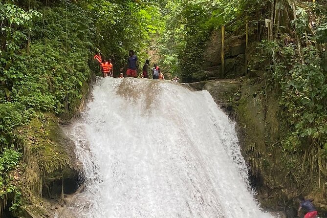 Original Blue Hole St. Ann Ocho Rios Jamaica Admission Fee Ticket - Turquoise water and a choose-your-own-adventure visit