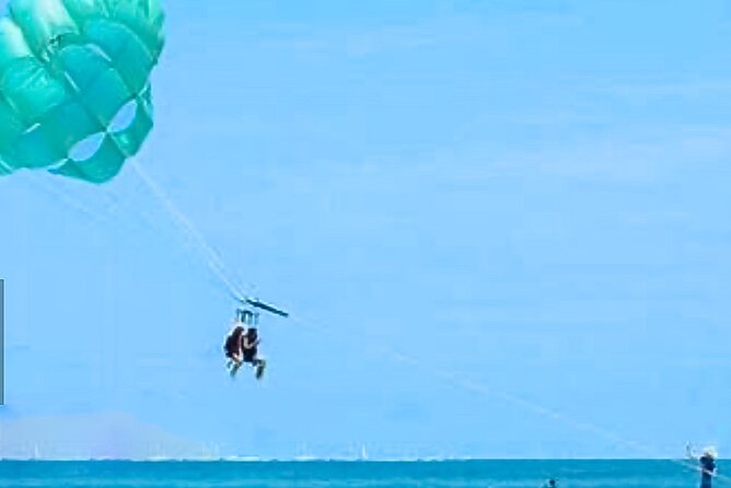 Parasailing above Turquoise Ocean Waters in Montego Bay - What happens before the flight
