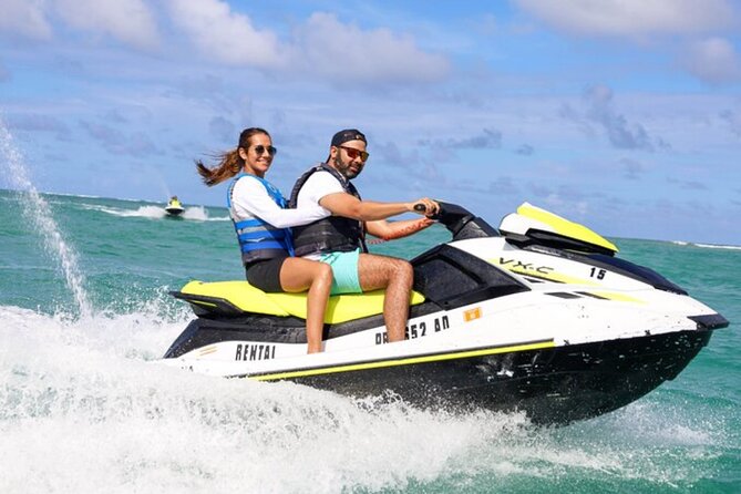 Parasailing & Jet Ski-Combo in Montego Bay - Who will get the most from this $70 package