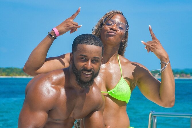 Party Catamaran Sunset Ricks Cafe Negril Open Bar and DJ - The crowd, the sound, and the real mood