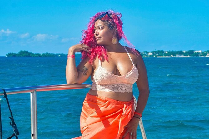 Party Catamaran Sunset Ricks Cafe Negril Open Bar and DJ - Montego Bay pickup and the return plan