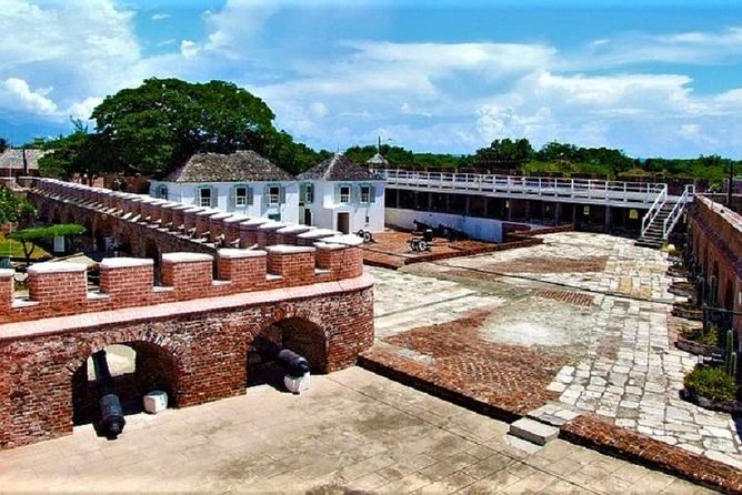 Port Royal Heritage & Sightseeing Tour from Kingston - Lunch needs to be requested clearly