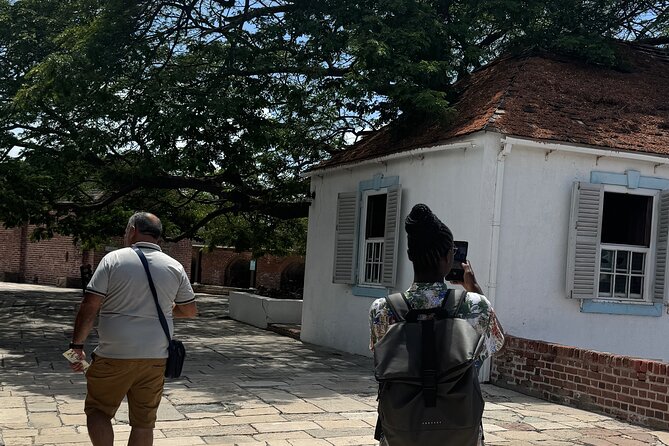 Port Royal (UNESCO World Heritage site)and Downtown Kingston Tour - Port Royal beyond the fort
