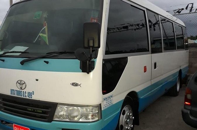 Private Airport Transfer from Ian Fleming Airport to Ocho Rios - What Your Driver Adds to the Drive