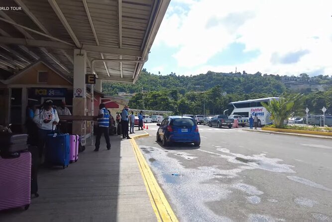 Private Airport transfer from MBJ to & from Hotel's in Ochi Rios - Booking details worth checking before you pay