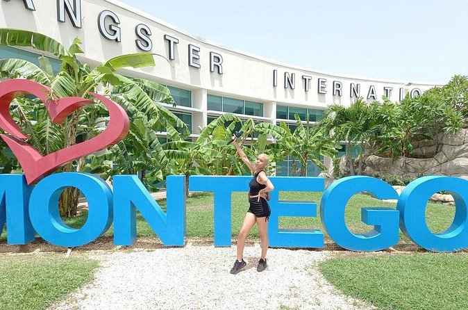 Private Airport Transfer from MBJ to Ocho Rios - Safety, communication, and comfort