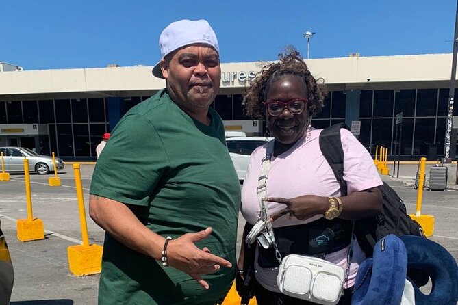 Private Airport Transfer Montego Bay and Trelawny - Air conditioning, water, and Jamaican music