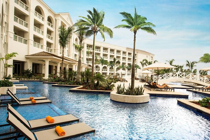 Private Airport Transfer to Hyatt Rose Hall Resort - A short ride that takes the edge off arrival