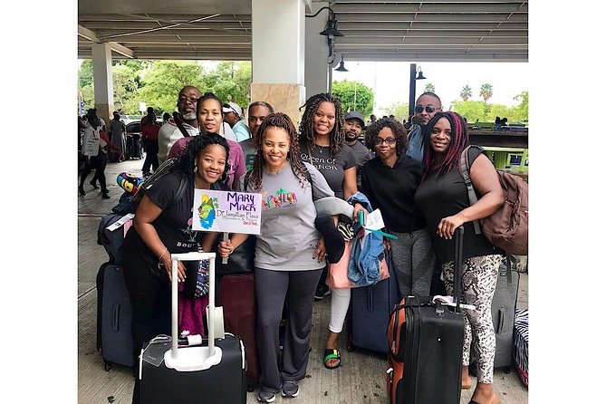 Private Airport Transfer to Lady Hamilton and Grand Palladium - What your arrival day may look like