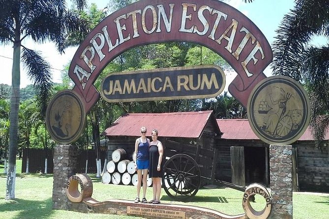 Private Appleton Estate Rum & YS Falls Tour from Montego Bay - The ride from Montego Bay to Jamaica’s south coast