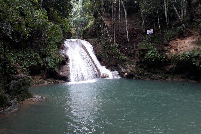 Private Blue Hole and River Tubing from Ocho Rios - Why the guides matter at the Blue Hole