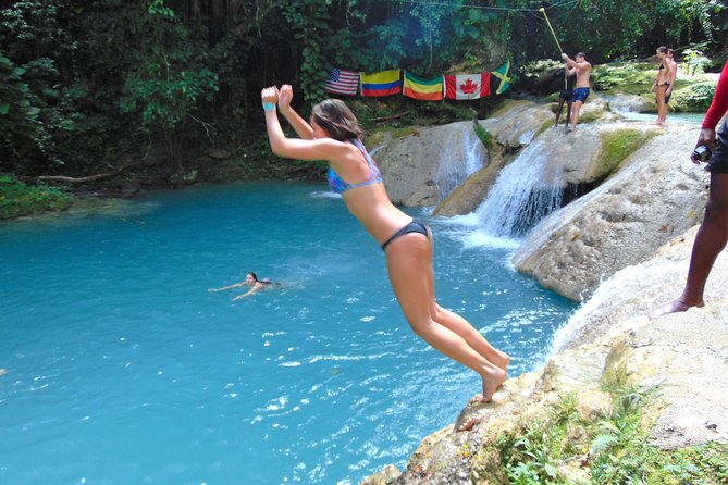 Private Blue Hole & Secret Falls Day Trip plus Shopping from Montego Bay Hotels - Discovery Bay and the Columbus Park stop