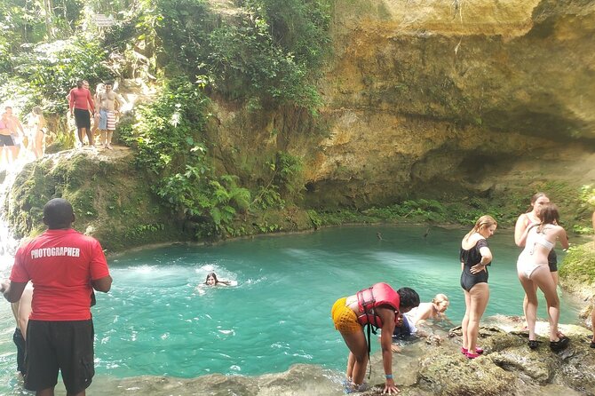 Private Combo Tour From Ocho Rios To Blue Hole & Konoko Falls - When this tour offers good value