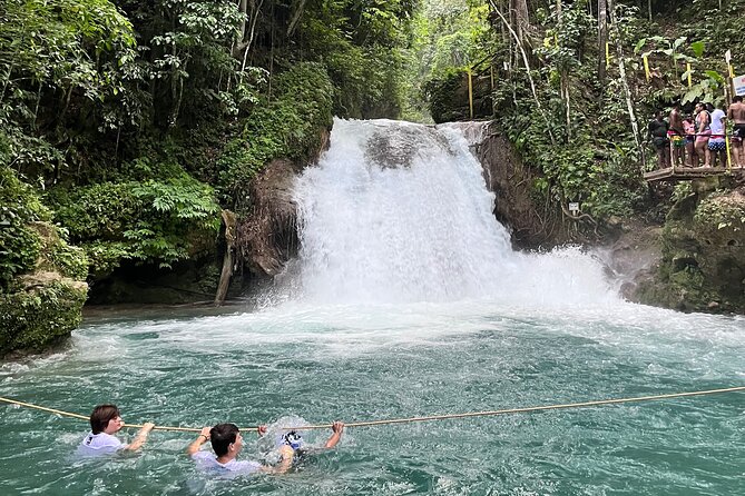 Private Dunn's River Falls and Blue Hole Tour Ocho Rios Jamaica - Timing, Pickup, and Communication