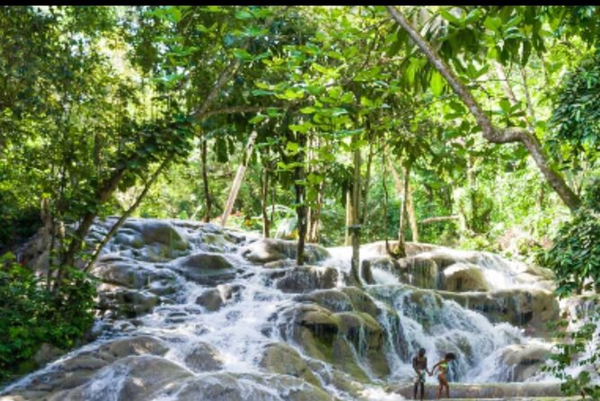 Private Dunn's River Falls and Tubing Tour From Ocho Rios - Key Points Before You Book