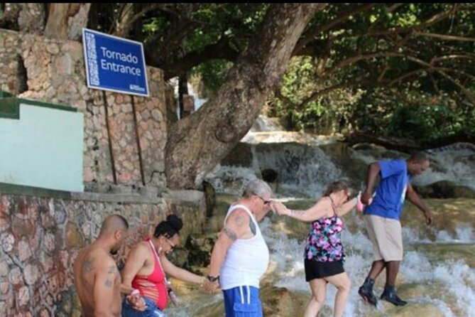 Private Dunn's River Falls and Tubing Tour From Ocho Rios - What the Waterfall Climb Demands