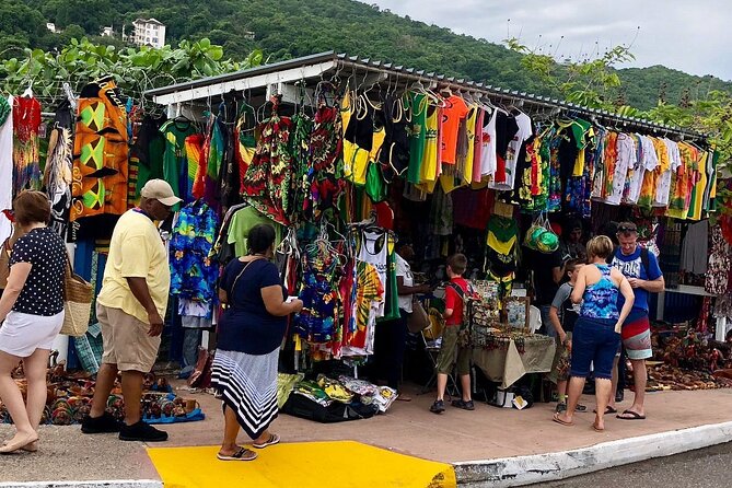 Private Guided 2-Hour Tour in Montego Bay - Montego Bay Craft Market for local shopping