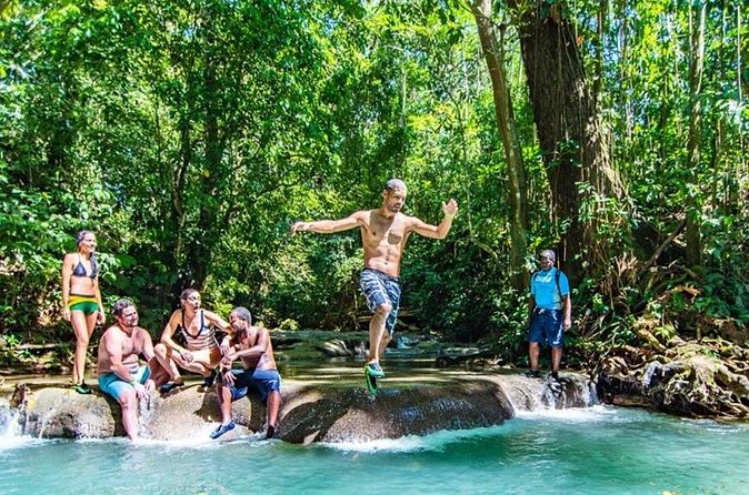Private Mayfield Falls Waterfalls Tour [ Transportation ] - The driver can shape the whole day