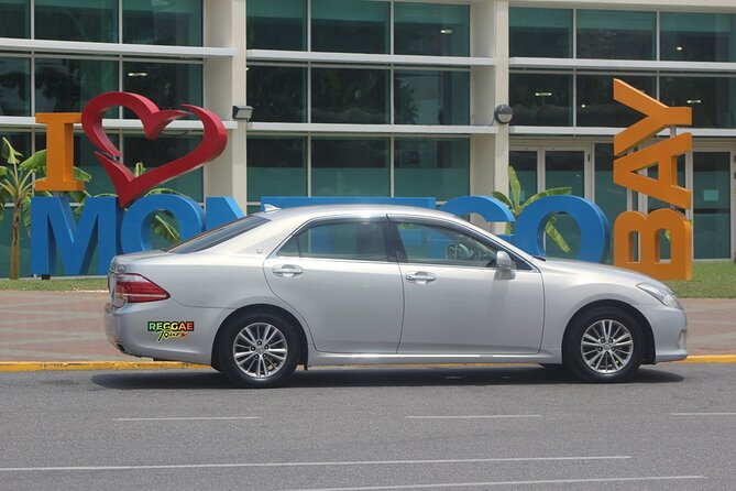 Private Montego Bay Airport Transfer to Excellence Oyster Bay - What private transport means for your group