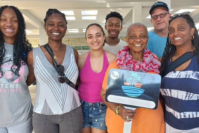 Private Montego Bay Airport Transfer to Ocho Rios Hotels/Airbnb - A private start after landing at Montego Bay