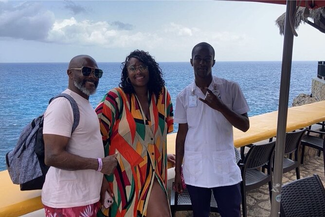 Private Negril 7 Mile Beach and Rick's Cafe Tour from Montego Bay - Drivers, comfort, and the human side of the trip