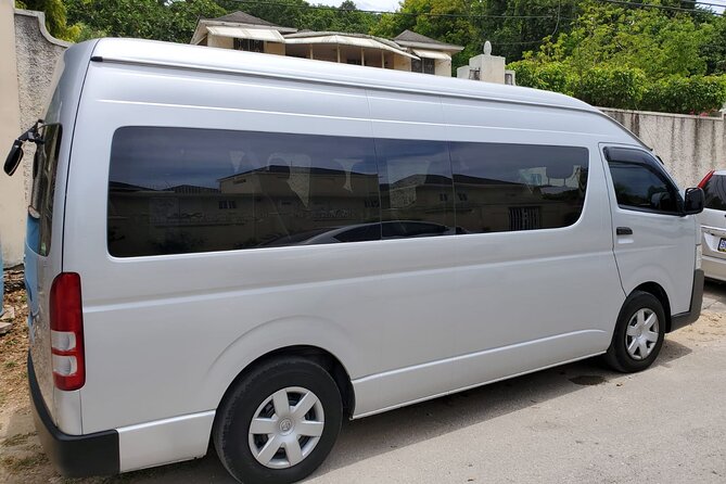 Private Negril Hotels Transfer from Montego Bay (MBJ)Airport - Leaving Montego Bay Airport for Negril