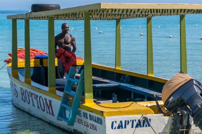 [PRIVATE] Negril Sightseeing Tour with RickS Cafe Cliff Diving - The Negril Lighthouse and the view from South Negril Point
