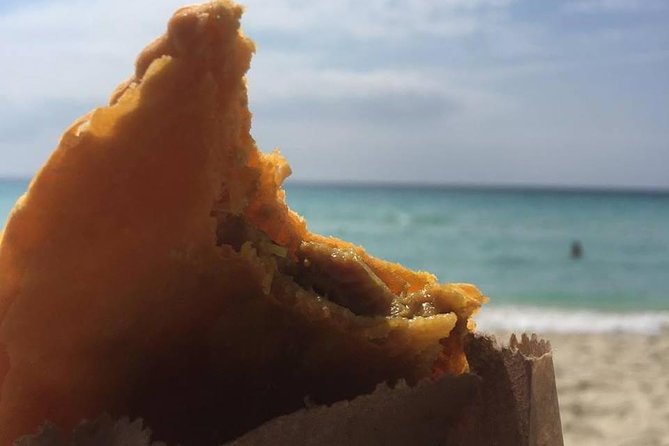 [PRIVATE] Negril Sightseeing Tour with RickS Cafe Cliff Diving - Rick’s Café: cliff jumpers, sea views, and sunset
