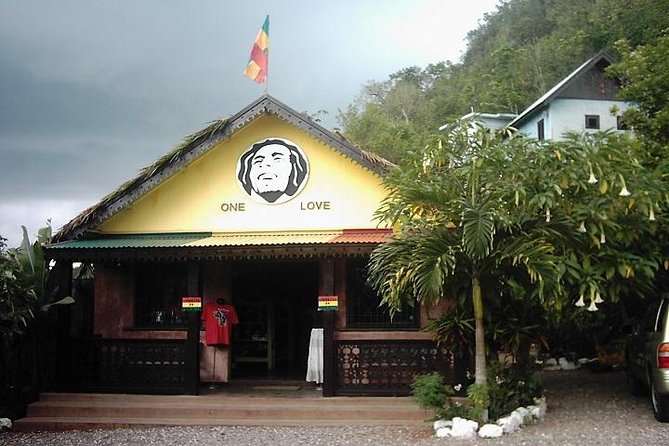 Private Nine Mile Tour from Montego Bay - The houses, museum, and Marley’s final resting place