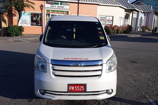 Private One Way or Roundtrip Transfers to Montego Bay Resort - Your first Jamaican welcome begins at pickup