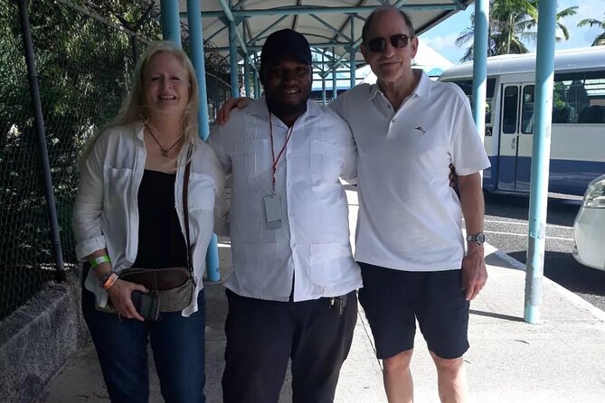 Private One Way or Roundtrip Transfers to Montego Bay Resort - Cold drinks, Wi-Fi, and a softer landing