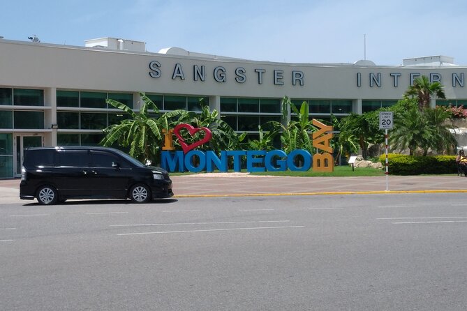Private Round Trip Airport Transfer in Montego Bay - What the drive to your hotel is like
