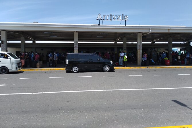 Private Round Trip Airport Transfer in Montego Bay - Why private transport can be worth $30 per person