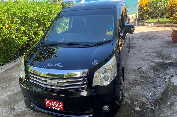 Private Roundtrip Airport Transfer Negril Hotels - Who should book this transfer?