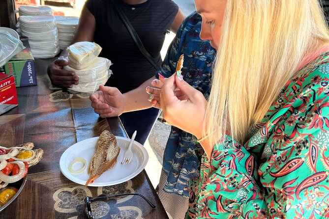 Private Seafood Tour and Floyds Pelican Bar or Black River Safari - Floyd’s Pelican Bar is the relaxed seaside option