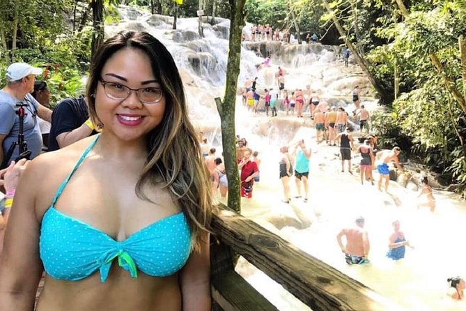 Private Tour - Dunn's River Falls and Ocho Rios Experience from Ocho Rios - Lunch and shopping after the falls