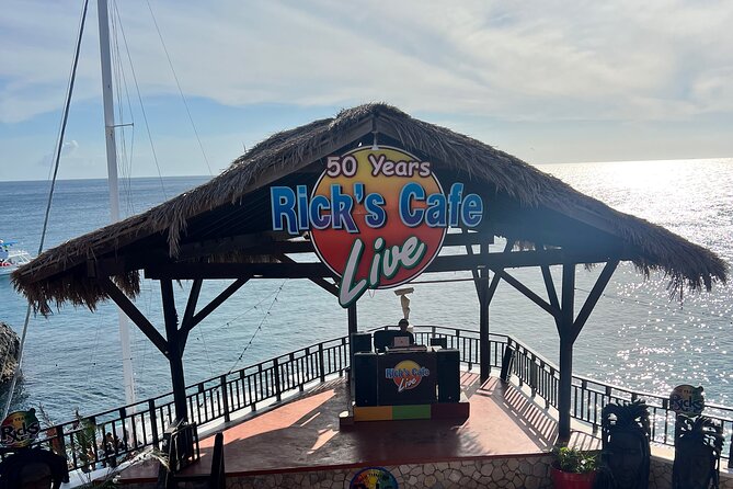 Private Tour for Negril Seven Miles Beach & Rick's Cafe Jamaica - From Montego Bay to Negril in a private vehicle