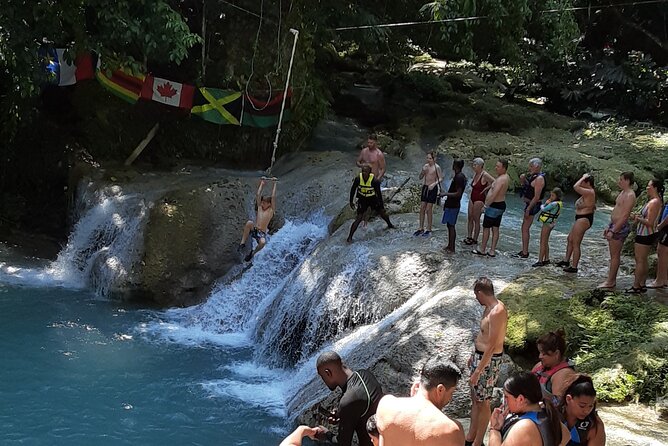 Private Tour from Falmouth to Ocho Rios Blue Hole and shopping - Private transport is the biggest practical advantage