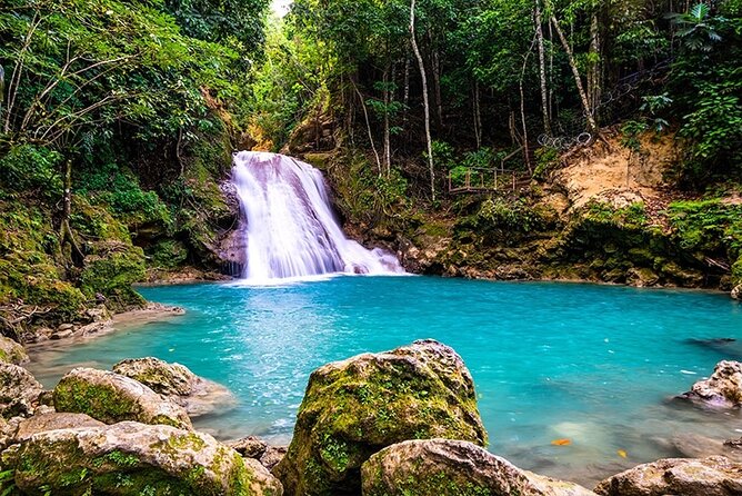 Private Tour from Falmouth to Ocho Rios Blue Hole and shopping - Price, admission, and the $25 question