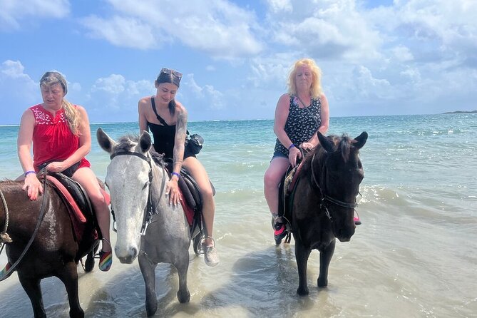 Private Transfer from Montego Bay Airport - Negril Hotels - Desmond Brown and the human side of the ride